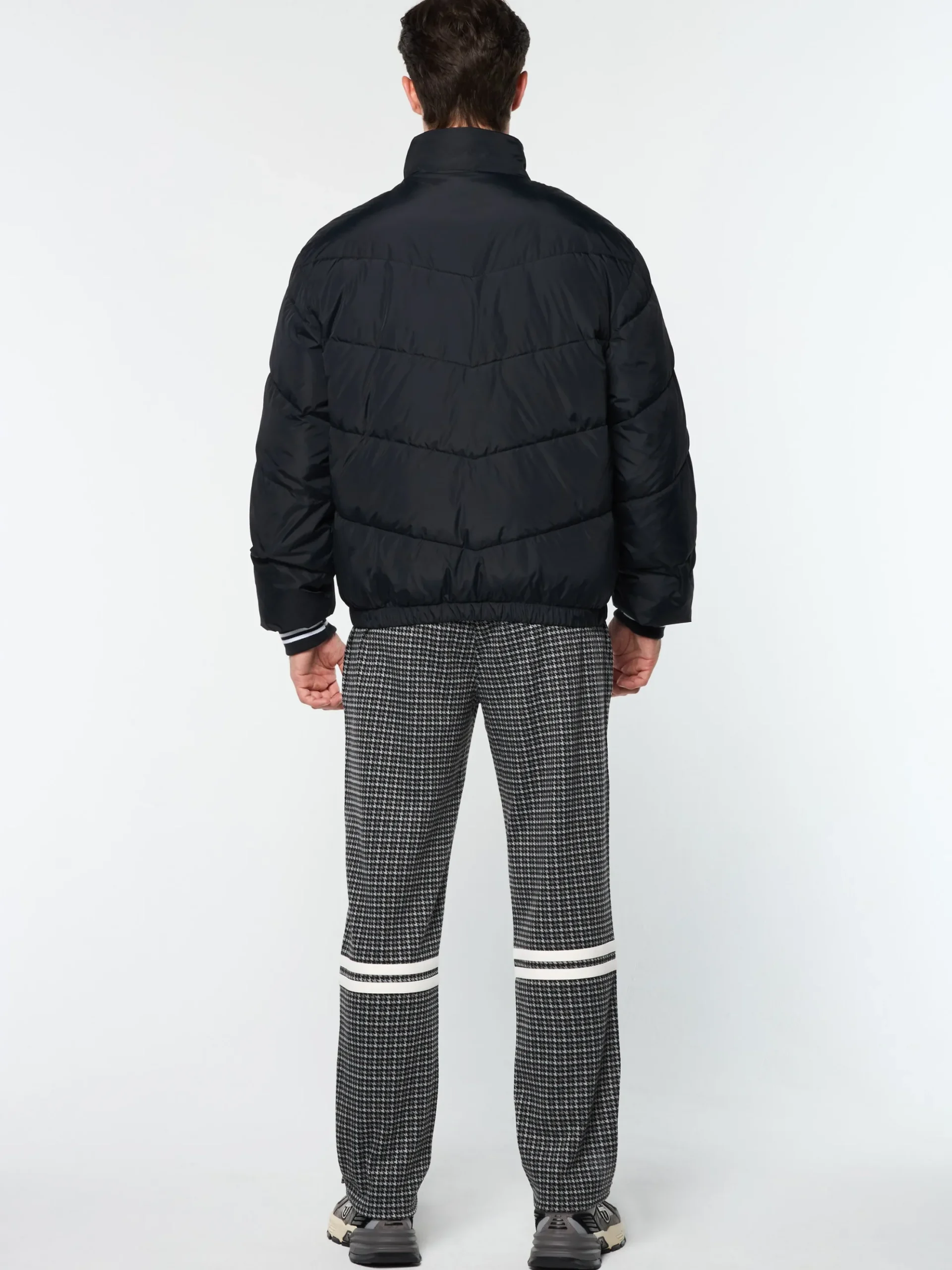 Sergio Tacchini Alezio Puffer Jacket- BLACK BEAUTY Best