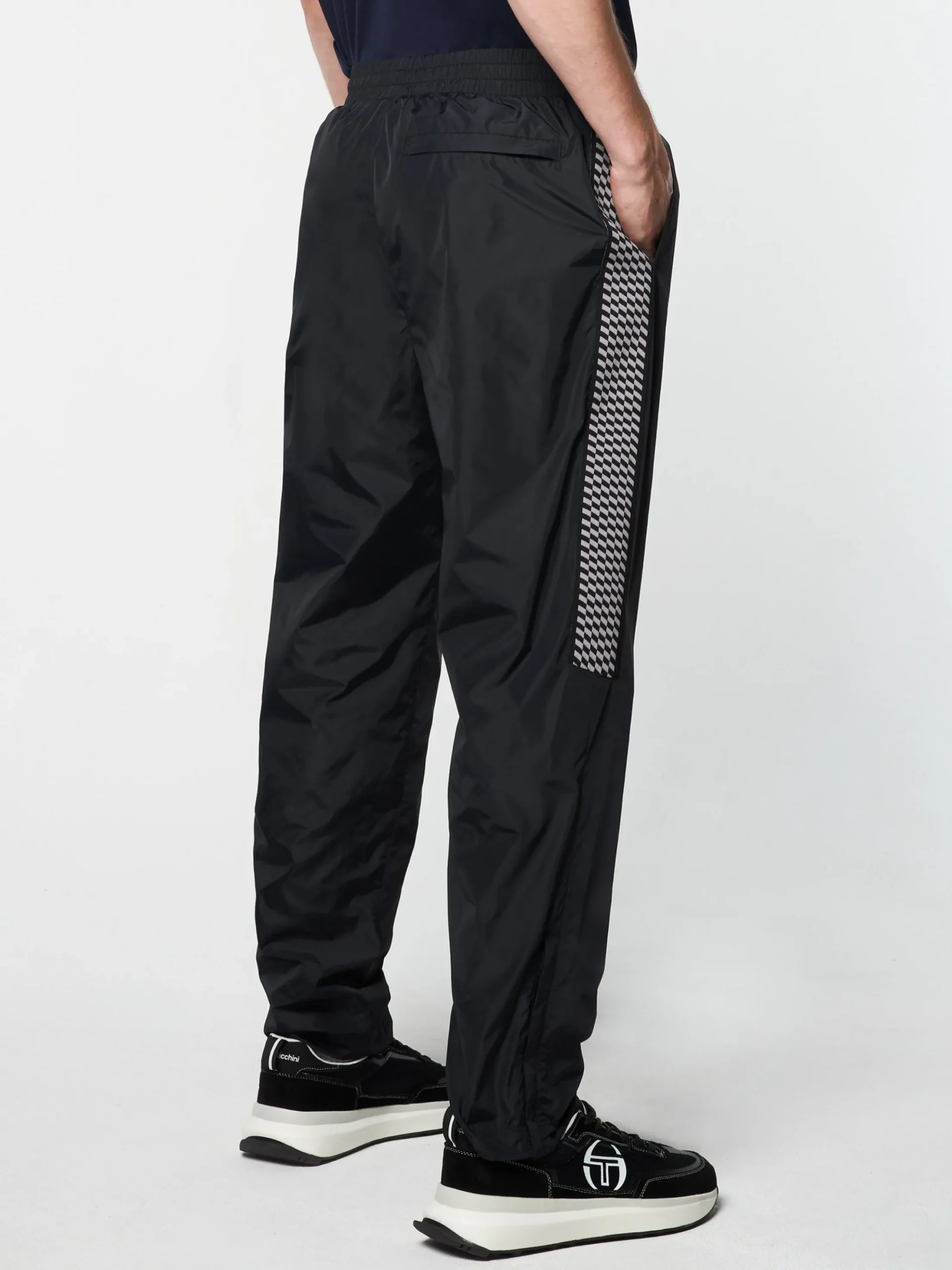 Sergio Tacchini Dama Track Pant- BLACK BEAUTY Fashion