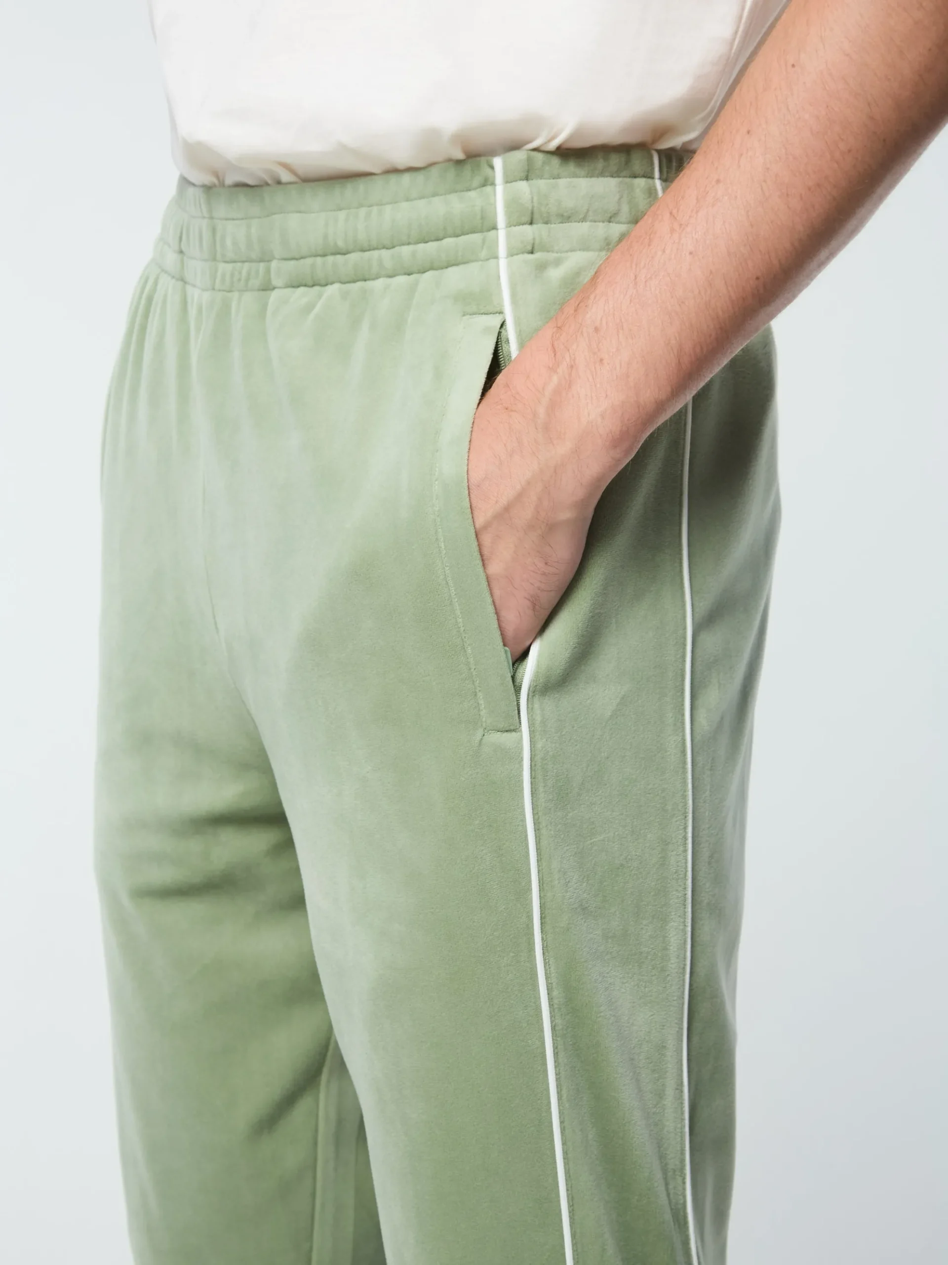 Sergio Tacchini Lioni Velour Track Pant- HEDGE GREEN New