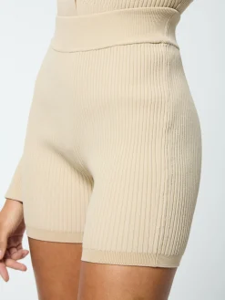 Sergio Tacchini Magreta Biker Short- HUMUS Fashion