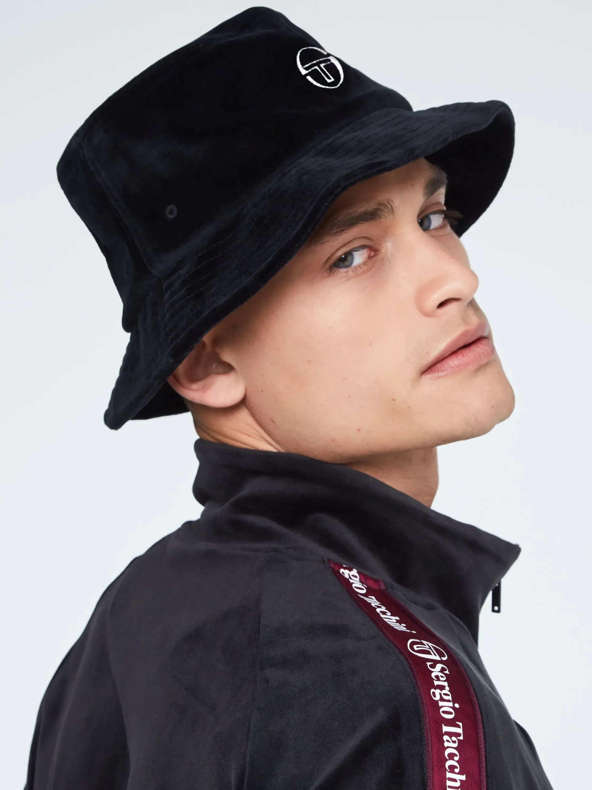 Sergio Tacchini Velour Bucket Hat- BLACK Online