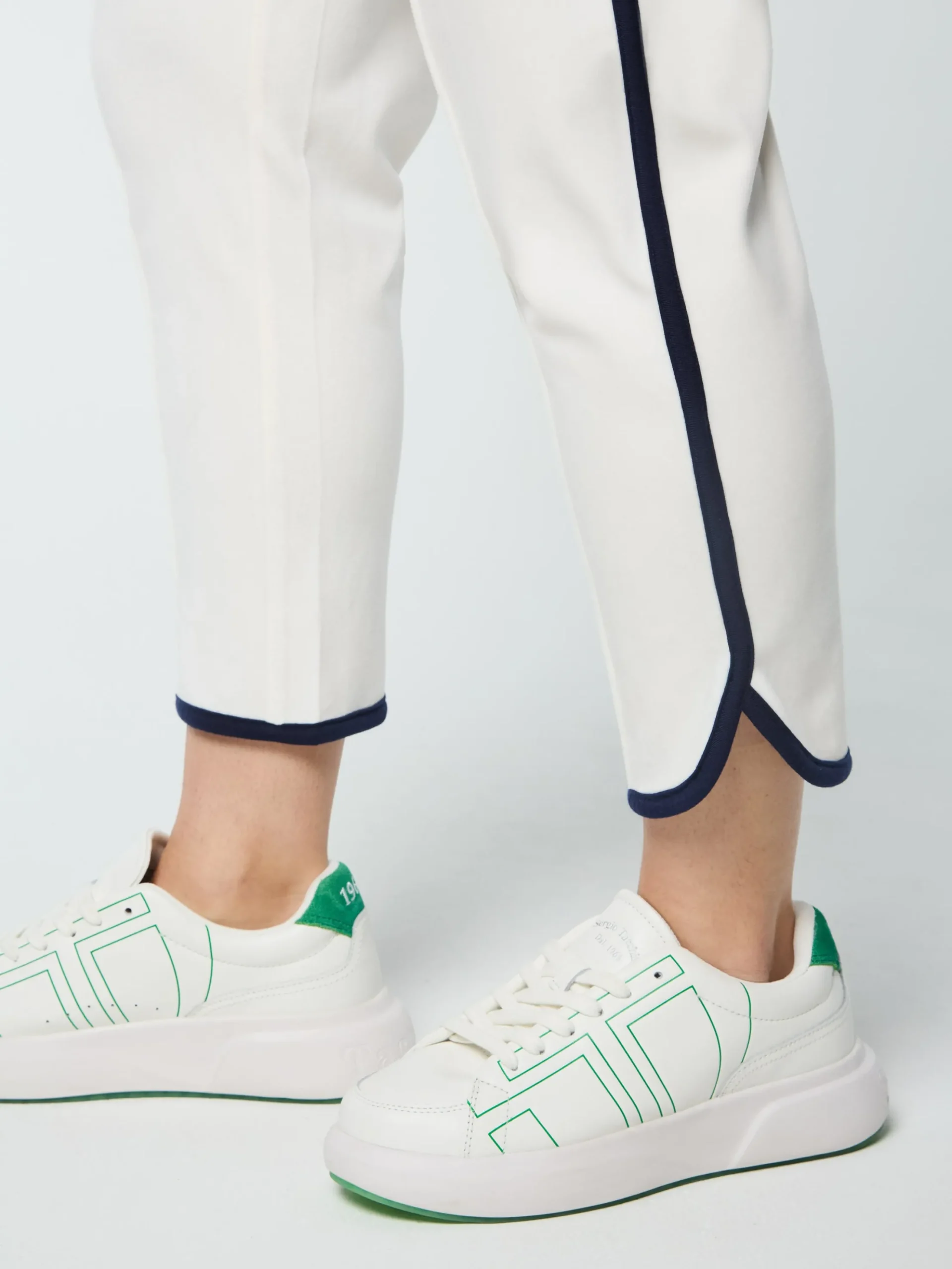 Sergio Tacchini Veneto 3/4 Velour Track Pant- GARDENIA Best