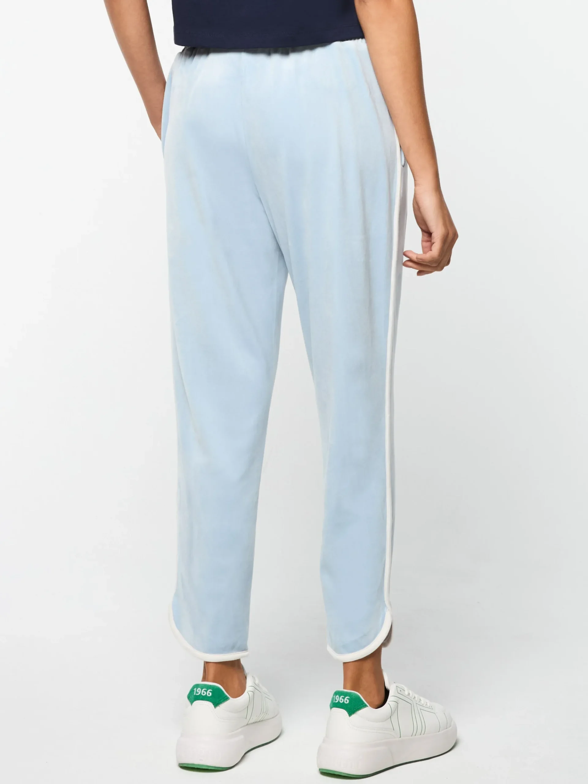 Sergio Tacchini Veneto 3/4 Velour Track Pant- CELESTIAL BLUE Hot