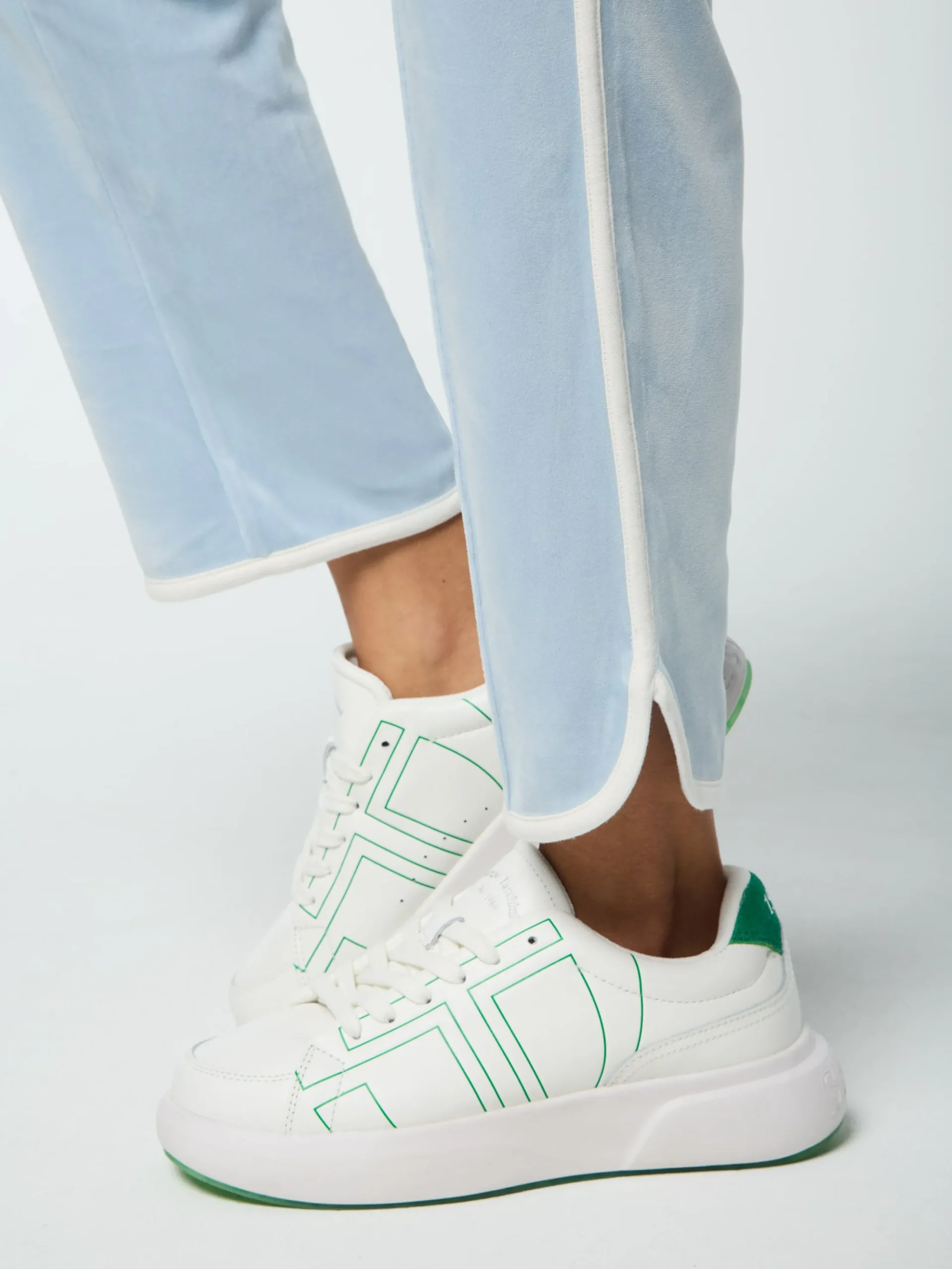 Sergio Tacchini Veneto 3/4 Velour Track Pant- CELESTIAL BLUE Hot